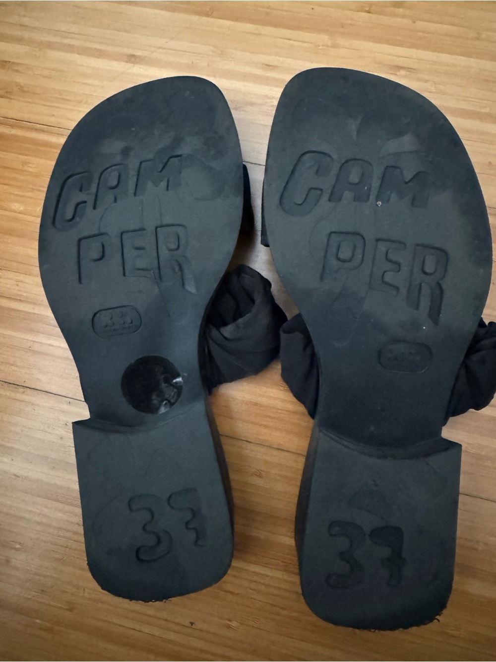 Camper Black Ruffle Slide Sandals - Picture 4 of 4